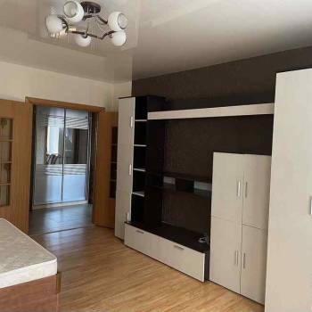 Сдается 1-комнатная квартира, 45 м²