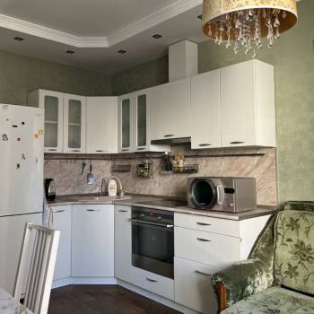 Сдается 1-комнатная квартира, 42,7 м²