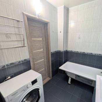 Продается 1-комнатная квартира, 42,1 м²