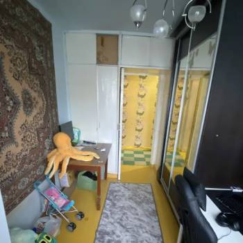 Продается 3-х комнатная квартира, 51 м²