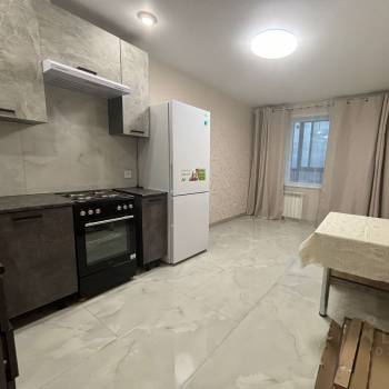 Сдается 2-х комнатная квартира, 42 м²