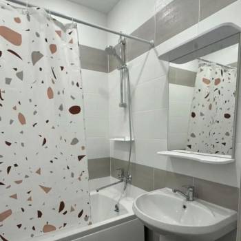 Сдается 2-х комнатная квартира, 62 м²