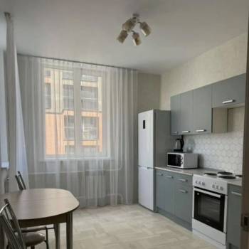 Сдается 2-х комнатная квартира, 62 м²
