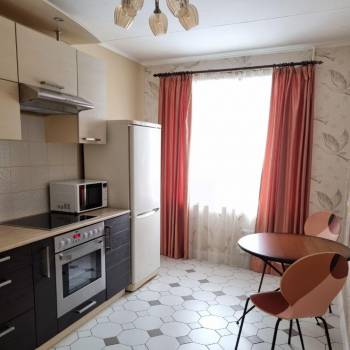 Сдается 1-комнатная квартира, 37,5 м²