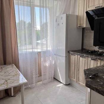 Сдается 2-х комнатная квартира, 42 м²