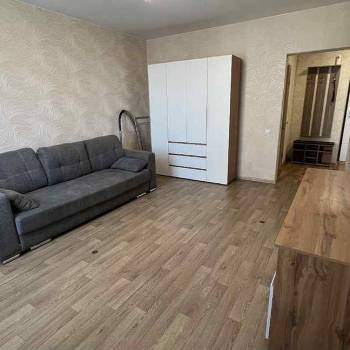 Сдается 1-комнатная квартира, 38,8 м²