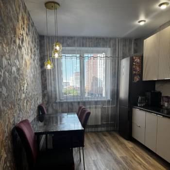 Продается 3-х комнатная квартира, 91 м²