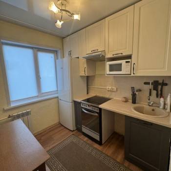 Сдается Многокомнатная квартира, 58 м²