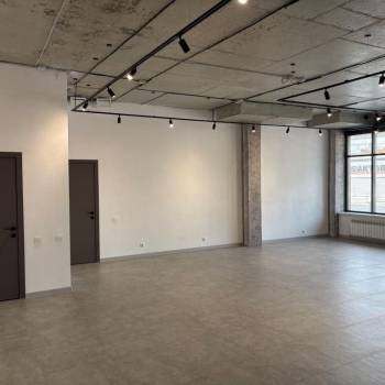 Сдается Нежилое помещение, 140 м²