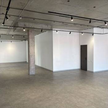 Сдается Нежилое помещение, 140 м²