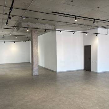 Сдается Нежилое помещение, 140 м²
