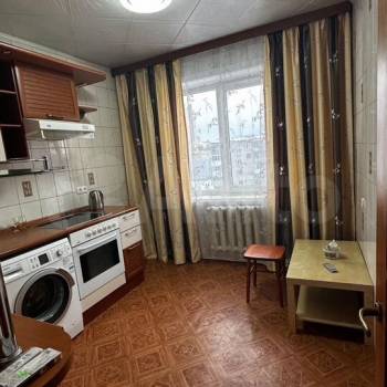 Продается Многокомнатная квартира, 79,4 м²