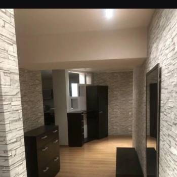 Продается Многокомнатная квартира, 99 м²