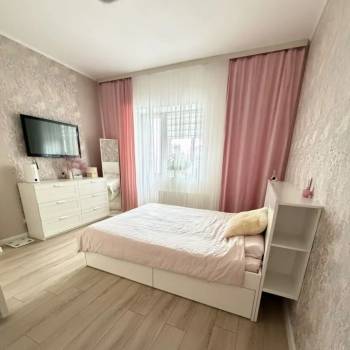 Продается Многокомнатная квартира, 128 м²