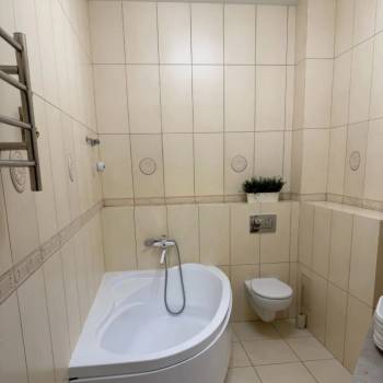 Продается Многокомнатная квартира, 128 м²