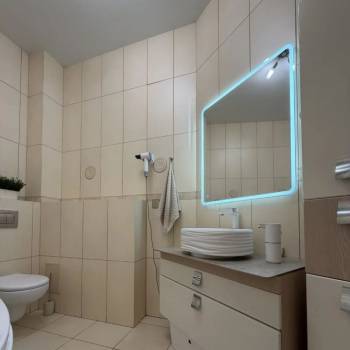 Продается Многокомнатная квартира, 128 м²