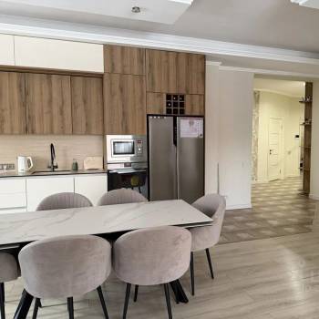 Продается Многокомнатная квартира, 128 м²