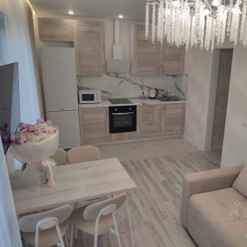 Сдается Многокомнатная квартира, 60 м²