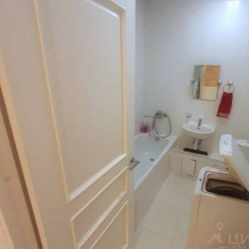 Сдается 1-комнатная квартира, 46 м²