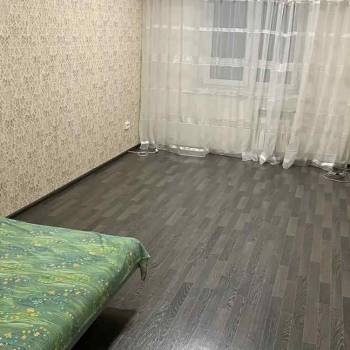 Сдается 1-комнатная квартира, 42 м²