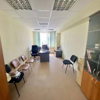 Сдается Нежилое помещение, 18 м²