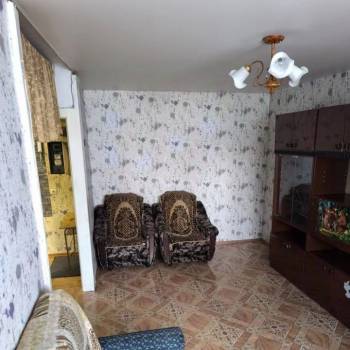 Продается 3-х комнатная квартира, 42,2 м²