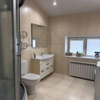Продается Многокомнатная квартира, 178 м²
