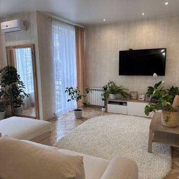 Продается Многокомнатная квартира, 178 м²