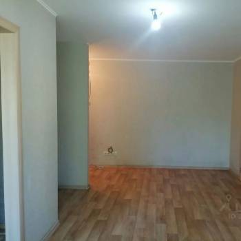 Продается 2-х комнатная квартира, 42 м²