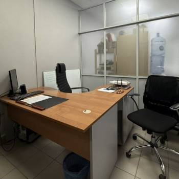 Сдается Нежилое помещение, 102 м²