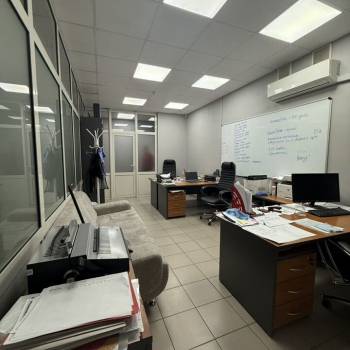 Сдается Нежилое помещение, 102 м²