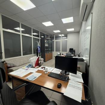 Сдается Нежилое помещение, 102 м²