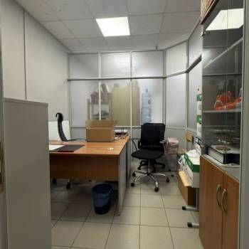 Сдается Нежилое помещение, 102 м²