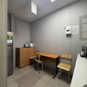 Сдается Нежилое помещение, 102 м²