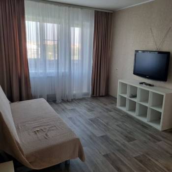 Сдается 1-комнатная квартира, 42 м²