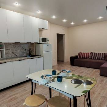 Продается 1-комнатная квартира, 49 м²