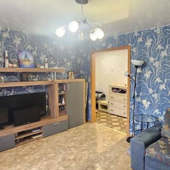 Продается 3-х комнатная квартира, 61 м²