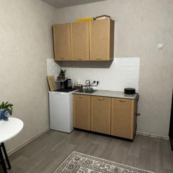 Продается 1-комнатная квартира, 12 м²
