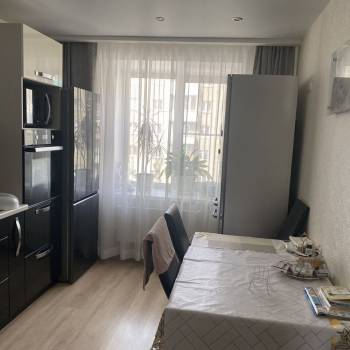 Продается 2-х комнатная квартира, 60 м²