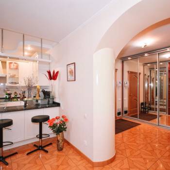 Продается 3-х комнатная квартира, 124 м²