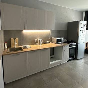 Сдается 1-комнатная квартира, 43 м²