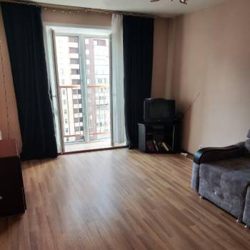 Сдается 1-комнатная квартира, 42 м²