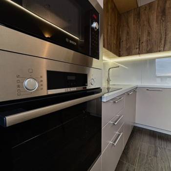 Сдается 2-х комнатная квартира, 61 м²