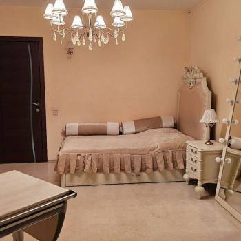 Продается Многокомнатная квартира, 151,7 м²