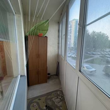 Сдается 2-х комнатная квартира, 79 м²