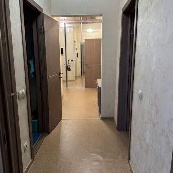 Сдается 2-х комнатная квартира, 79 м²