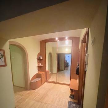 Продается 3-х комнатная квартира, 93,4 м²
