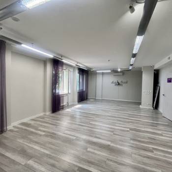 Сдается Нежилое помещение, 65 м²