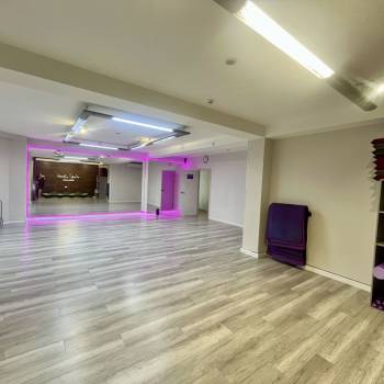 Сдается Нежилое помещение, 65 м²