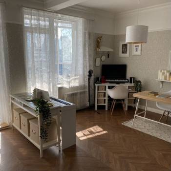 Продается 1-комнатная квартира, 40 м²